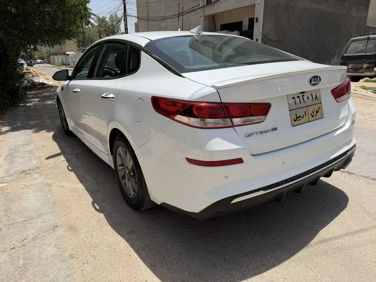 السلام عليكم شباب عندي كيا أوبتيما جديده كلش وارد أمريكي موديل2019 حادث كلش خفيف بدون شاص بدون أيرباك صبغ فقط بنيد شبر بارد بالجاملغ الأمامي صورة الحادث مرفقة المكينة كفالة الكير كفالة صدر تخم تاير ماشية 73,000ميل تبريد ثلج السيارة باسم صديقي تحويل ثاني يوم السعر 140 وبيها مجال للأستفسار *********** مكان السيارة العامرية
