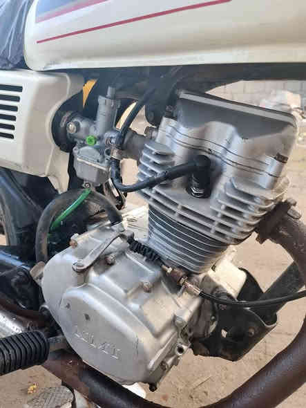 السلام عليكم دراجه للبيع سعر 350 بصره***********
