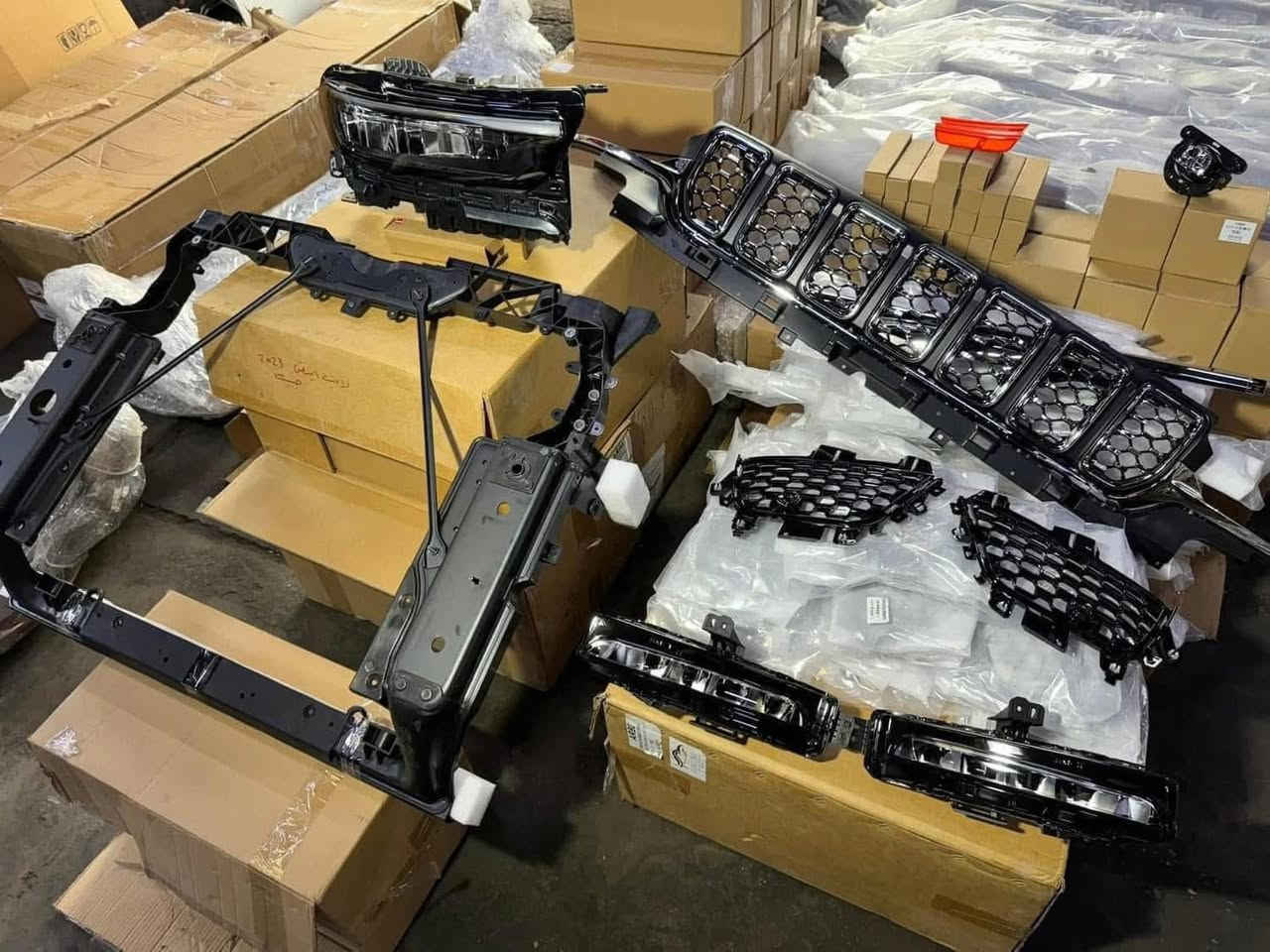 ادوات  تجاري  انسب  الاسعاااارررر   جيب  …  دورنكو  
1 - جيب  كراند شيروكي  ..  L   .. الشكل  الجديد  
2 - دوج   دورنكو   …  دعاميه  .ولايتات  .الشكل  .2022   ————   2024 ——-    5 راكب  و 7 راكب

بنيد   …   دعاميات    …  چاملغات   … بدنات  …  لايتات

قواعد  لايتات   …   درع  اسفل  المحرك   … بطاين جاملغ

هلالات جامغات  …  فسفورات  دعاميات  … غطاء بدنه

مروحه  …  دعاميات  اوفر لاند  …  دعاميات  سومنت …

دعاميات  لمتد   …   خمسه  راكب  و  سبعه  راكب
لووووكيشن  المكان  اضغط  الرابط يتوفر  خدمه توصيل  لجميع  المحافظات  العراقيه 

بغداد ساحه الطيران  شارع الجام  مقابل  وليد الحلفي  عماره ركن 

  

اتصال            ***********

واتساااب        ***********

***********   الصيانه

https://maps.app.goo.gl/o73HDJPEDWxdceCC8?g_st=iw

لوكيشن المكان 👆اضغط الرابط 👆للدليل
