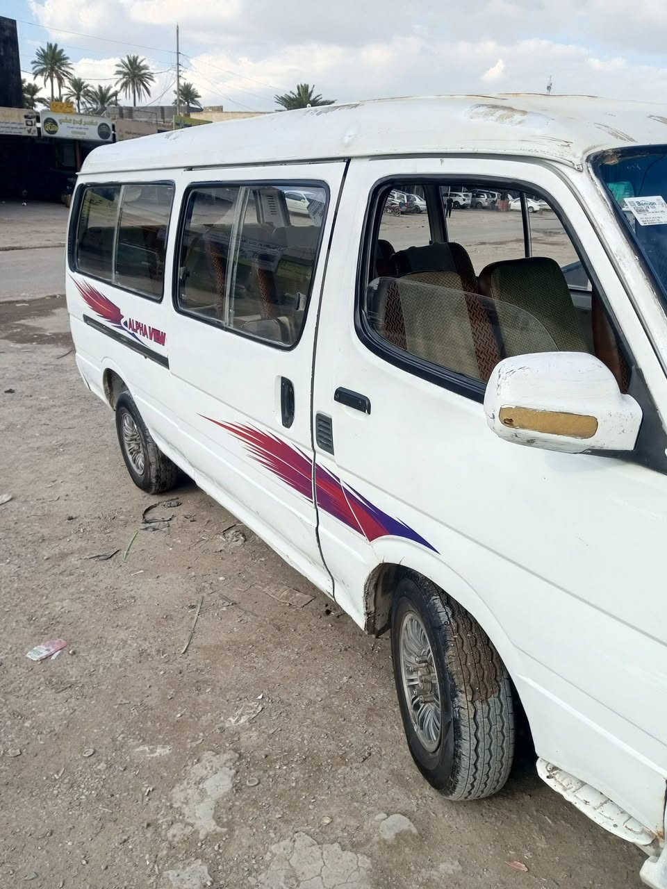 فتون موديل 2009للبيع كير ومكينه بلاديه سيارة بأسمي شرط التحويل تايرات جديد صدر جديد اماني وخلفي رقم شاصي بلتكمة شعار السعر 55وبيها مجال قليل جداً للاستفسار رقم الهاتف ***********
