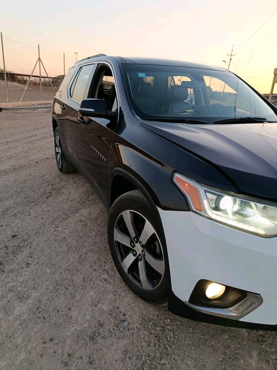 السلام عليكم 
شوفرليت ترافرس للبيع او مراوس
مديل 2020LT
فول مواصفات عدة الفتحة 
محرك 3600كير 9نمر 
بيهة أربعة قطع صبغ 
رقم بصرة 
السيارة ماشية 110الف تقريباً 
رقم بغداد الدولي 
السيارة بسمي تحويل ثاني يوم 
مكان السيارة بصره 

***********