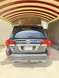 لاندكروز • ٢٠١٢ • ماشي ٢٠٠ ألف