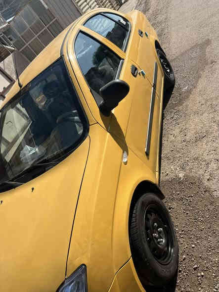 سلام عليكم سياره طيبه لبيع 2017رقم دولي سياره جاهزه كامله ضربتها موضحه بل صوره تبريد شغال تدفئه شغاله السعر 47 وبيها مجال المكان بغداد الشعب شارع صحه الرقم ***********
