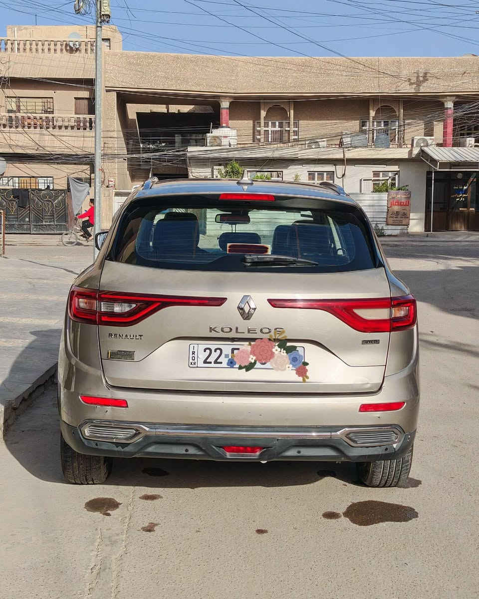 رينو كوليوس 2018
فول مواصفات وكالة 

رقم اربيل السنوية باسمي 

ماشية 80 الف 

السعر 148 وبيها مجال
***********
