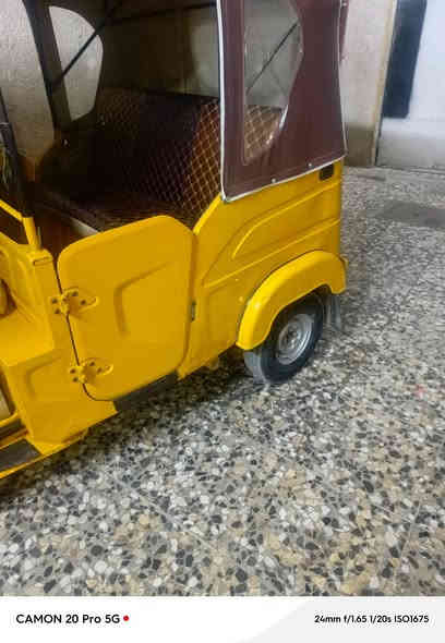 تكتك البيع موديل ٢٠٢١ رقم وسنويه 
تكتك بلاديه و نضيفه مال موضف 
من البيت الدوام مكان بغداد ام الكبر 
عارضهه 7100
رقم التليفون***********
وبيهه مجال
