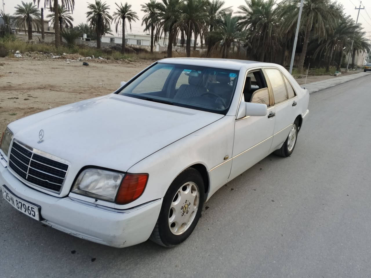 السلام عليكم
للبيع
مارسدس شبح موديل 92 
سيارة بلاديه بدون صبغ ولا خياس ولا  ضربه 
مكينه 320
كير ومكينه مكفولات 
تبريد شغال 
كهربائيات شغاله 
رقم كركوك انگليزي 
السنوية بأسمي نافذة لل 29 
مكاني كربلاء للأستفسار
الاتصال عالرقم *********** 
السعر 63 وبيها مجال .
