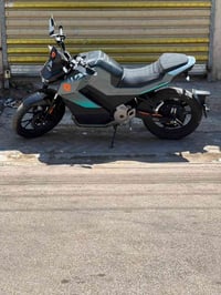 دراجه شحن Yadea Keeness  جديده للبيع 07776661995