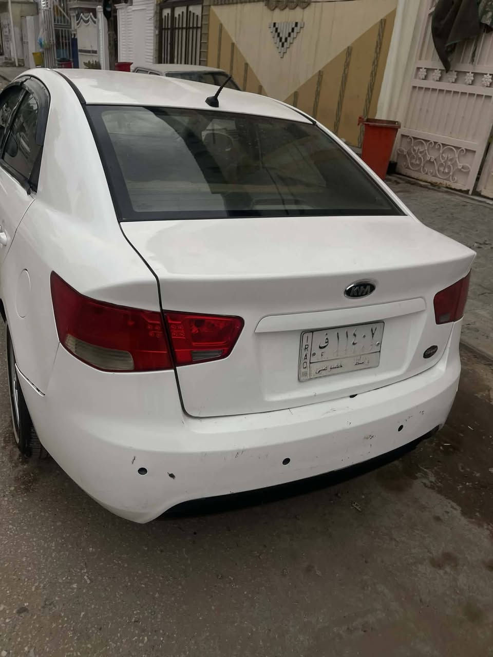 سلام عليكم سيارة سيراتو مديل ٢٠١١ السيارة مصبوغة حزام السيارة نصبة حلوة ومرتبة تخم تاير جديد مكينة جديدة دوشمة رقم واسط باسمي مشروع وطني مداور وين ميعجبك  السيارة بيهة طخات بسيطة مكفولة من الضربة القوية السيارة حلوة ومرتبة مال جناي سعر 75 وبيهة مجال رقم التلفون ***********
