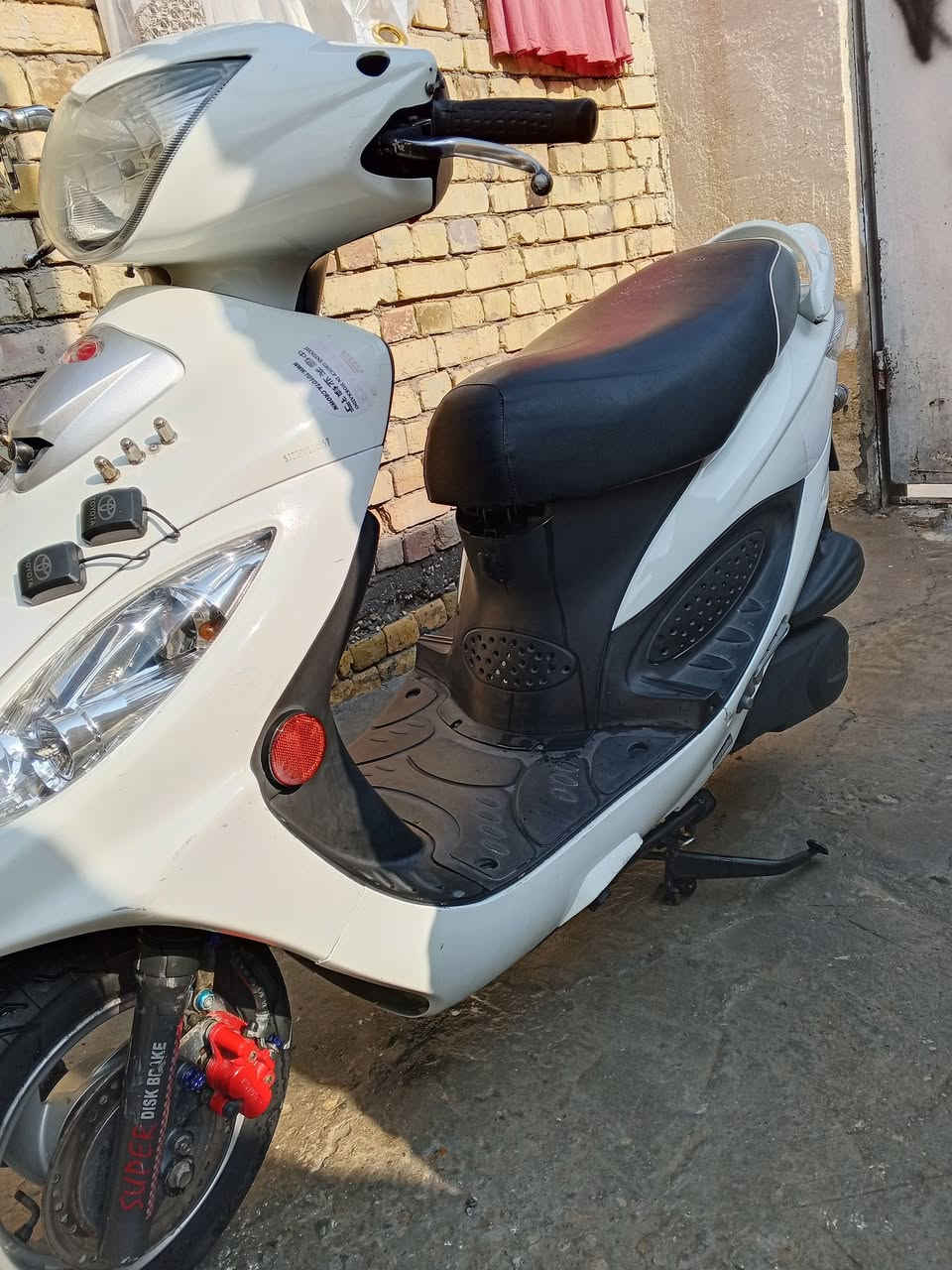 كامو لبيع كفاله عامه مكان رفاعي مكينه 125 ***********/ وساب مديل 2015 سعر مليون 150
