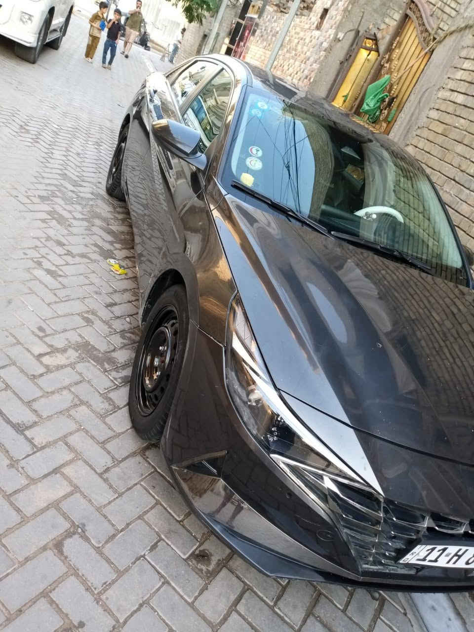 سلام عليكم النترا موديل 21 سياره جاهزه من كلشي مكينه كير مكفولات اردارات جانبيه وخلفيه توقف ذاتي هندبريك دكمه ماشيه١٢٠كيلو سياره جاهزه بسمي تحويل ثاني يوم صور الحادث كما موضح بصوره مكاني مدينه الصدر السعر ١٢٥ وبيه مجال 
***********
