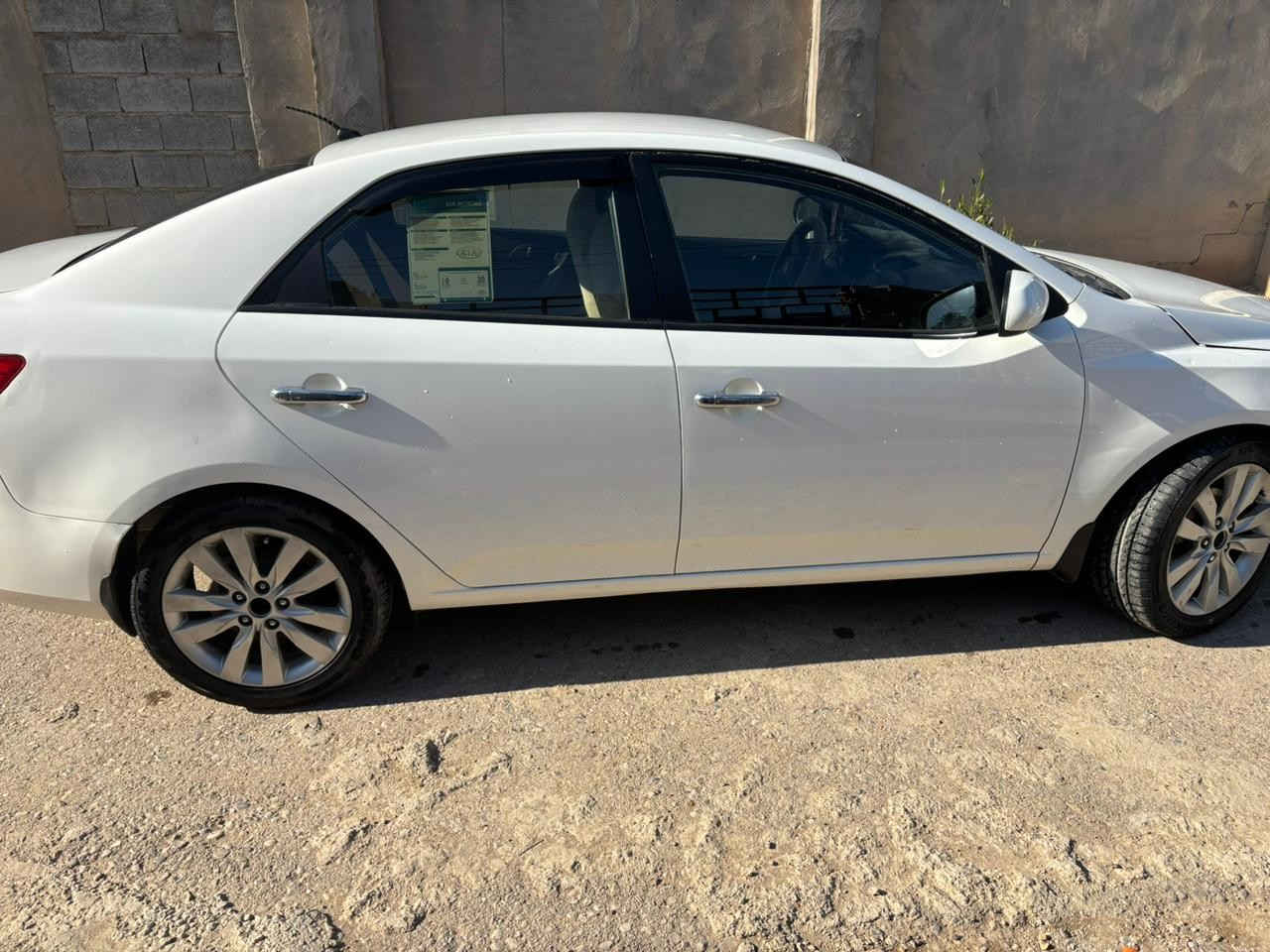 سيراتو 2013 رقم سليمانية جديد سنويه ل28 سياره جاهزه من كلشي كير محرك خير من الله تخم تايرجديد صدر امامي خلفي جديد تبريد تدفئة سياره نضيفه وجاهزه ومابيه اي نقص مكينه ١٦٠٠دوش بيهة ٣ قطع بدون دواخل السعر 100 وبيها مجال العنوان ديالى
خاص مغلق اتصل ع رقم
***********
