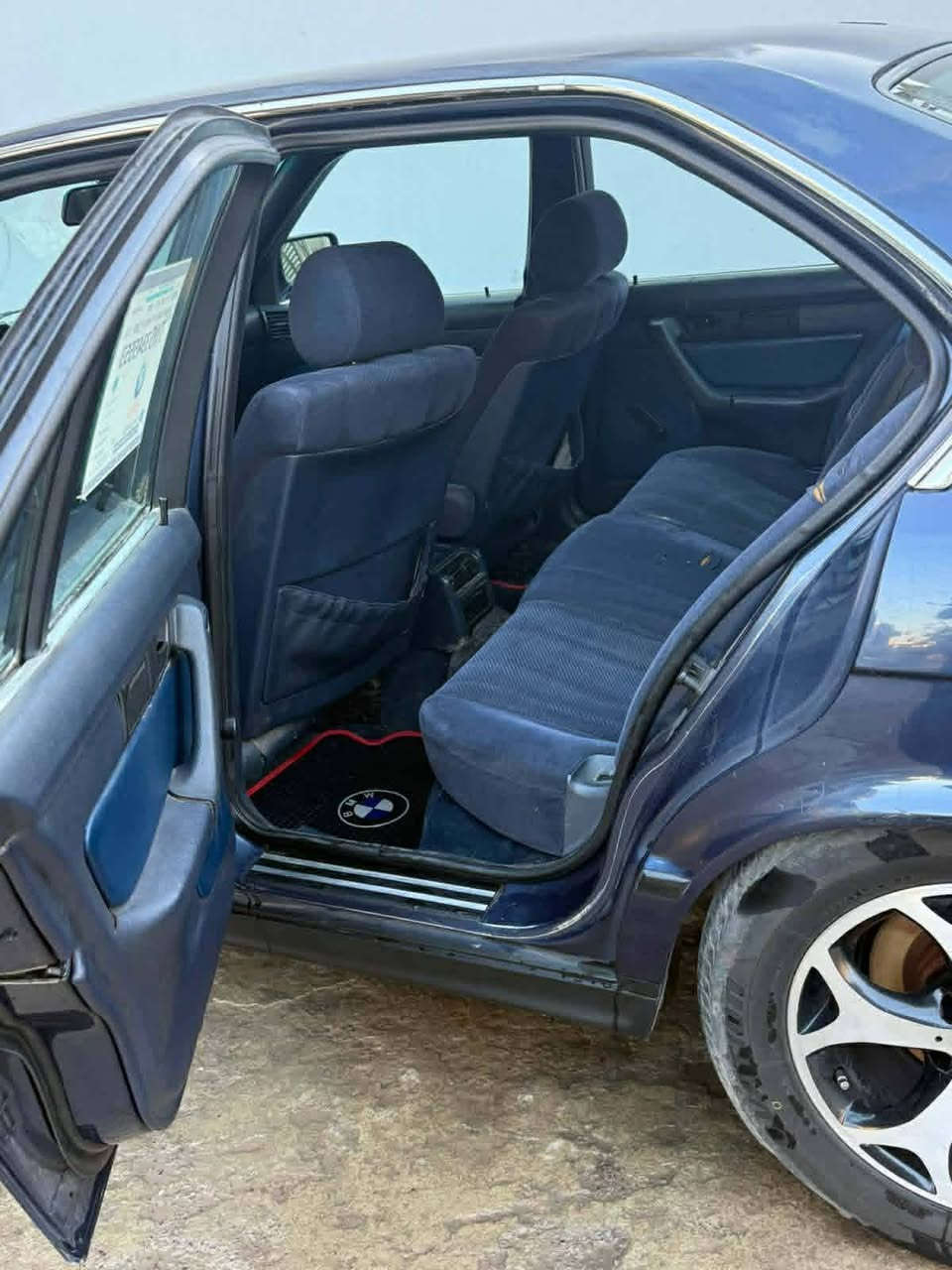 BMW520
محرك 525 كير مكينه شرط سياره هزتها بعد ماصاقطه بسمي شرط التحويل ول وكاله تبريد فقط يعوزو غاز 
شواصيها ذهب هيكلها ذهب سعر 58 وبيها مجال للطيبين 
ملاحضه بوندها اسود ويعوزو ترتيب عيارات 
***********
 ***********
واتساب موجود
