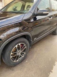 سورنتو 15 امريكي 5 راكب مكينه 2400 GDi مكينه وكير وكهربائيات خير من ال...