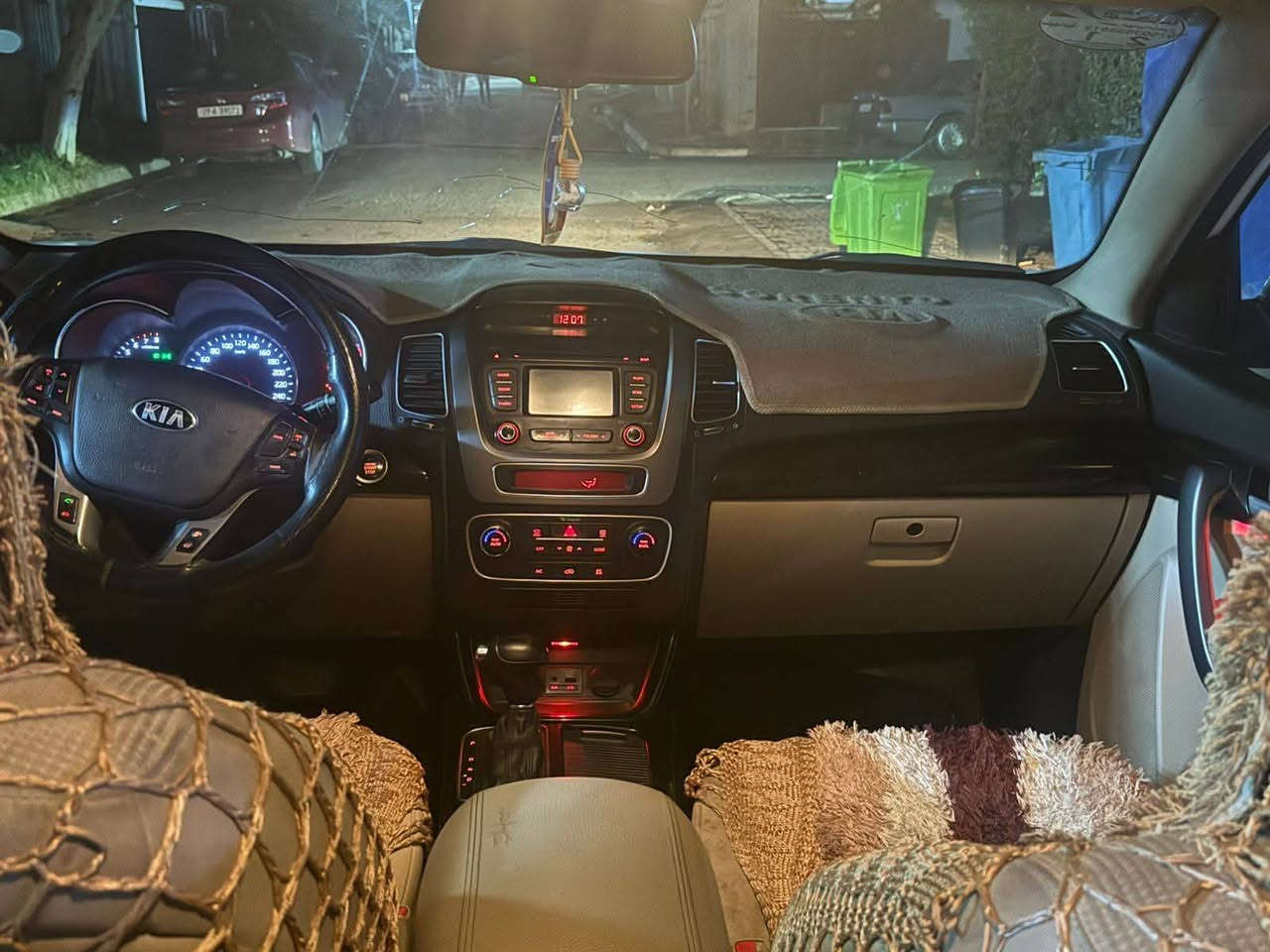 سلام عليكم
كيا سورنتو v6 
6 راكب
فول مواصفات محرك 6 سلندر خليجي  رقم شمالي 

السياره فول بدون سلايت ماشيه 160 الف كيلو 

سياره بي تعديل باب سايق و خلف السايق  موضح بل صوره كير محرك شرط صدر امامي خلفي شرط كلها جديد مابي مصرف مكان سياره كركوك 

*********** اي استفسار واتساب فقط او اتصال

ع هاذا رقم ***********

 سعر السياره 190
