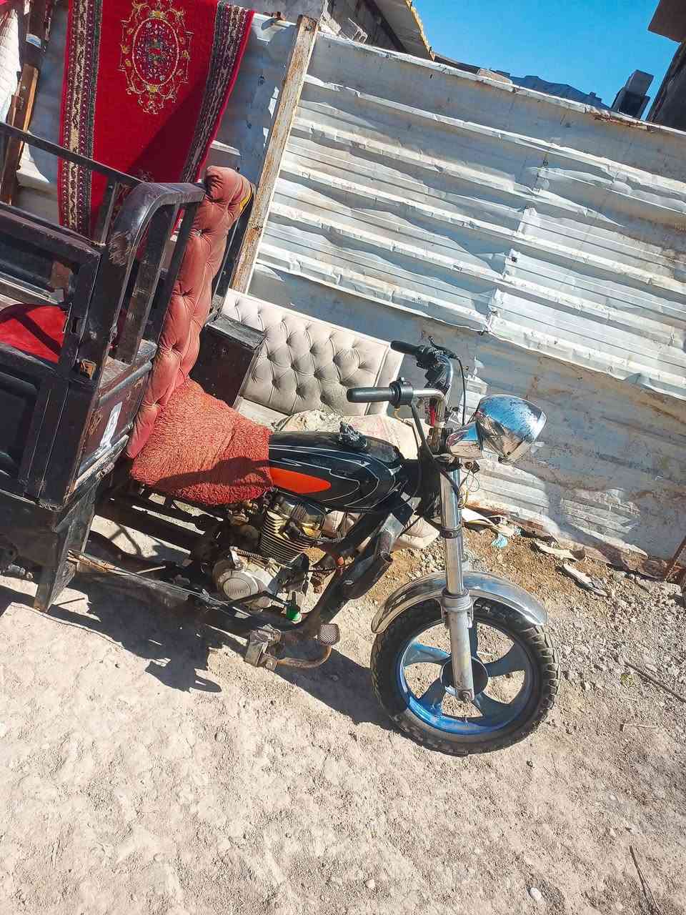 السلام عليكم ستوته للبيع مكينه ناعمه وحلوه تخم تاير اكسن مقفل لايت شغال اوراق استنساخ ترايه حلو السعر 550وبيه مجال مكاني بغداد الشعله رقم الهاتف ***********
