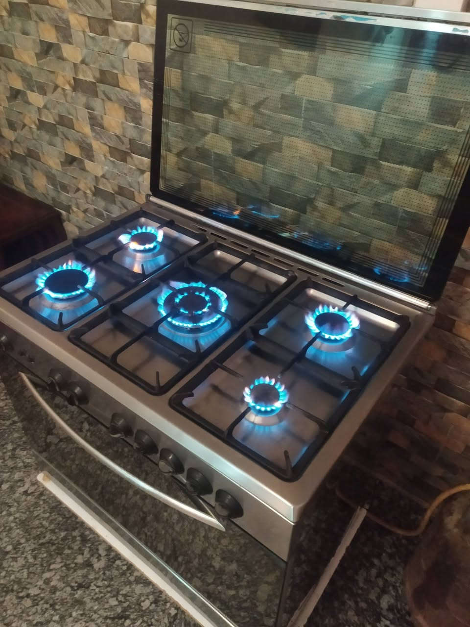 طباخ ايطالي اصلي اخو الجديد 
سعره 225 يوجد توصيل


**إذا كنت صاحب هذا الإعلان وتريد حذفه لأي سبب، رجاءا أرسل رسالة إلى الدعم الفني**