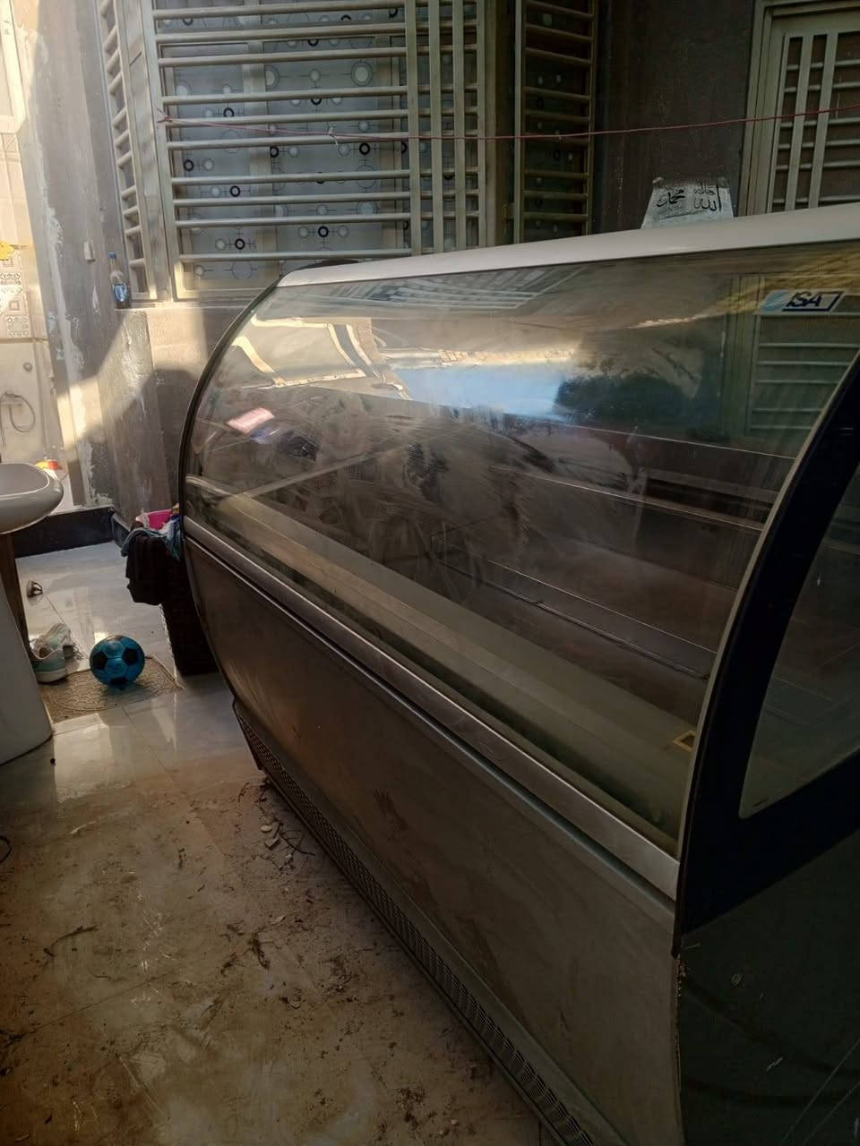 تصفيت محل مرطبات
عرضه كبيره ١٢ بلانك يطليه
دي اس وشلال يطلي
مكينه سفت استعمال جدآ قليل
تصفيت محل مرطبات
عرضه كبيره ١٢ بلانك يطليه
دي اس وشلال يطلي
مكينه سفت استعمال جدآ قليل
طبلات جلوس عدد ٦ وكراسي عدد١٦
كونترات عرض عدد٢ وبلنكوات سليي ستيل طعم
العنوان البصره تواصل ***********
