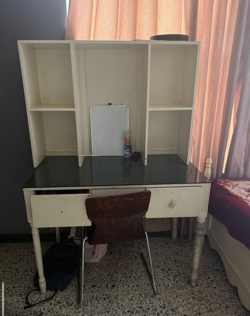 غرفه للبيع للاستفسار
+964 770 669 3313
