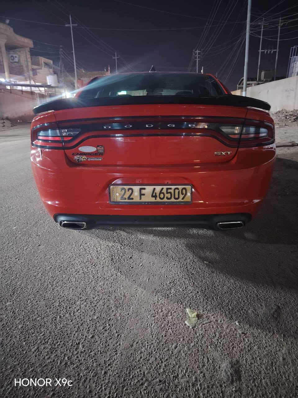 جارجر مديل ١٨ اصل رقم شمالي بسمي السياره داخله كلين بالعراق صار بيهه جاملغ امامي بدون دواخل ايرباكات سليمه السعر ٢١٨ وبيهه مجال بصيط *********** سونار كدامكم
