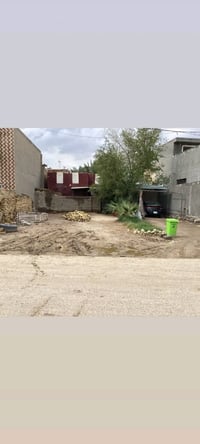 دار للبيع • نصف عرصة • ٣١٩م