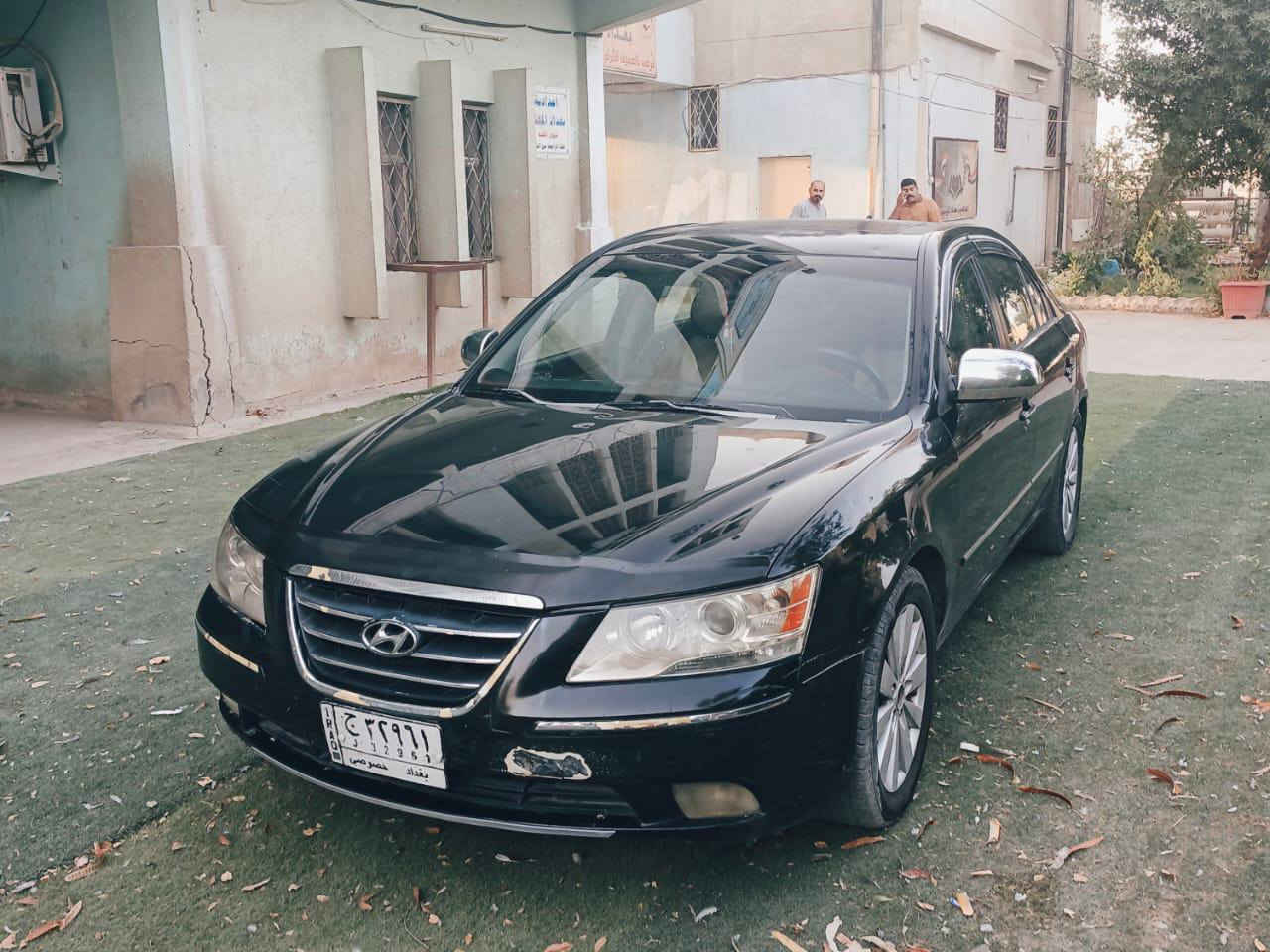 السلام عليكم
هونداي سوناتا موديل 2009 فول Limited 
لمتد /محرك ستة سلندر 3300
رقم بغداد مشروع وطني/
 حادث جاملغ امامي الباقي ليبل واحد 
حداديه صدر امامي خلفي جديد 
 فتحة سقف سلايد / 
غرفه نظيفه ومساطر صاج 
كشنات جلد / كرسي كهرباء 
تبريد بيانو منظومه جديده ثلج 
هيتر تدفئة كشنات / سماعات انفنتي 
 بيها ملاحظات شخوط بسيطه 
/ تحكمات ستيرن السعر 95 بيها مجال بسيط 
العنوان بغداد/***********
