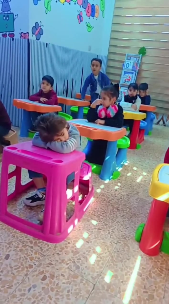 ✨ شاهدوا  جزء بسيط من مهارات أبطال روضتنا وهم يقرؤون وينطقون ويشيرون إلى الكلمة الرقم الصحيح  لكل  ما موجود على السبورة
تعليم… مرح… ابتسامات… وإنجازات رائعة كل يوم! 🌟

 #للاستفسار والتسجيل ***********
***********📞
او عبر حسابنا على (Facebook & instagram )

#@الدر الدر والماس الدر والماس أكاديمية الدُّر وألماس   Dur&mas academy @إشارة  #تعليم_بإبداع #تميزنا_اختلاف
