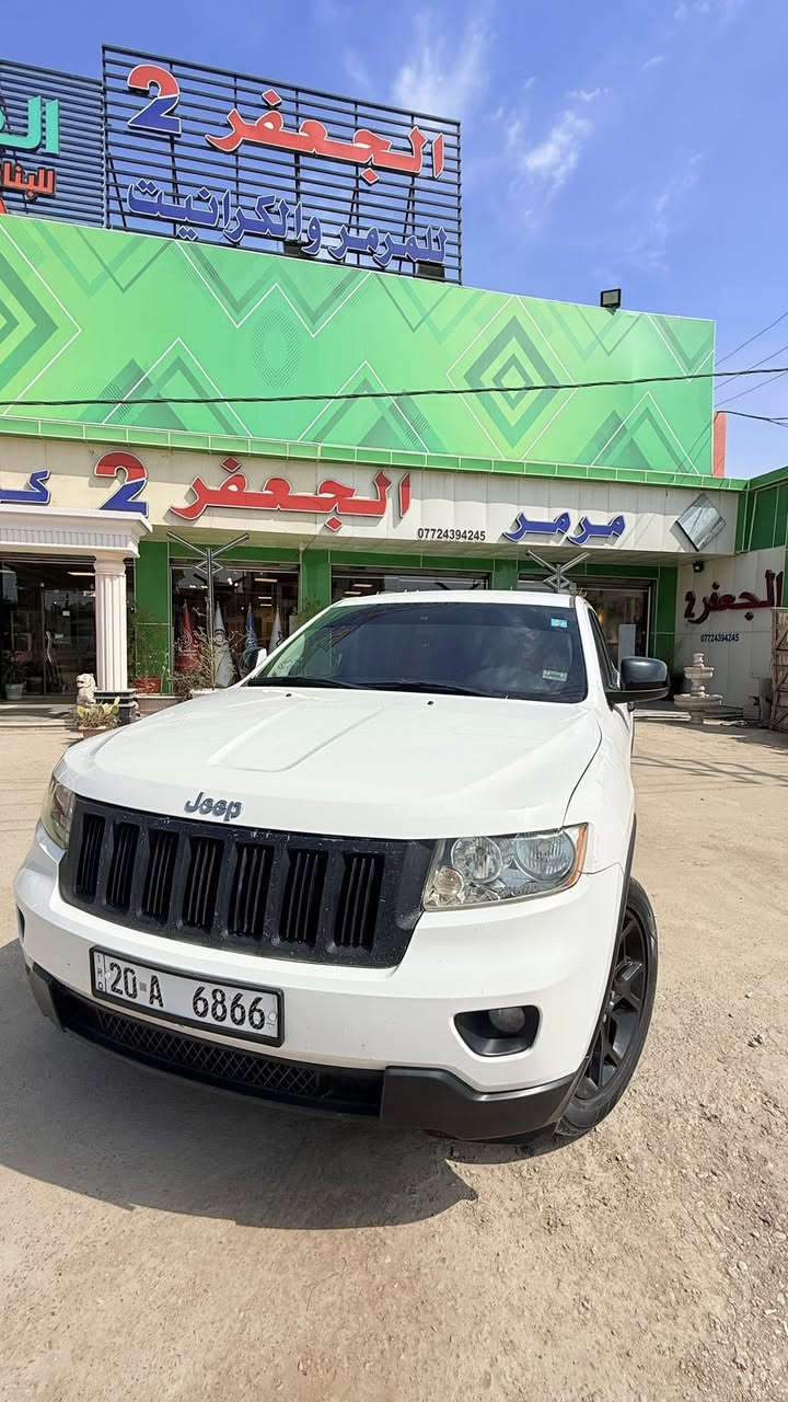 السلام وعليكم جيب لاريدو موديل 2011
السيارة مكفولة من الضربة والصبغ كلين سيارة 
السيارة تخم ويل 20 تخم تاير مكينة جديدة بمعنة الكلمة
تبريد ثلج السيارة رقم مميز السيارة ماشية 139الف سيارة حيل جديدة السعر 178وبيها مجال ***********
