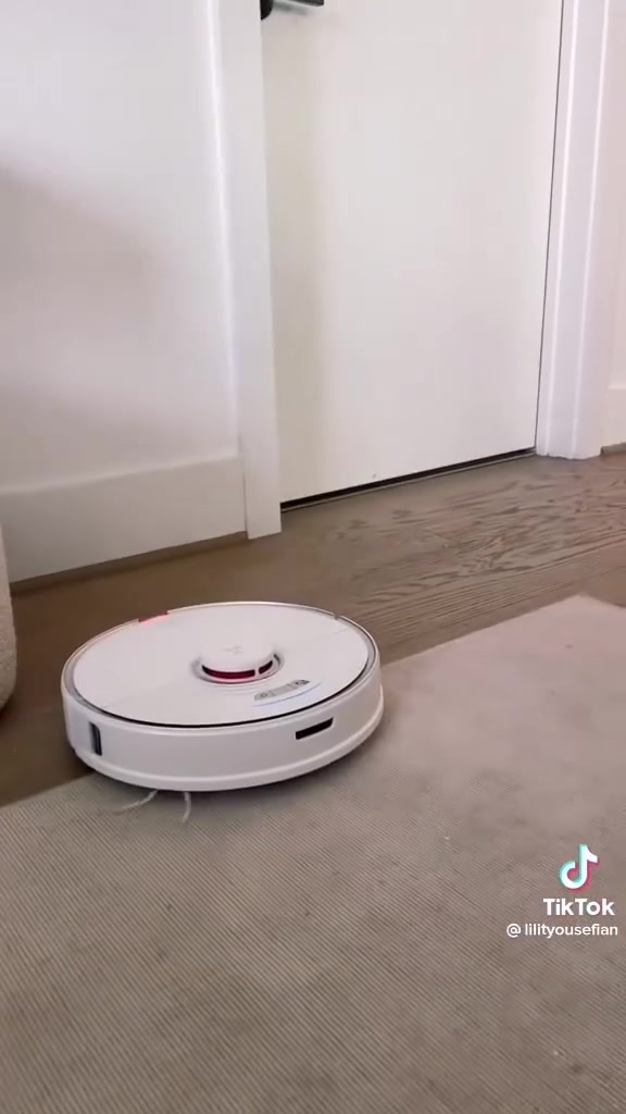 السلام عليكم
روبوت كنس ومسح ماركة robo rock شغال ونظيف واستخدامة قليل 
ويا قطع غيار جديدة بقيمة ٥٠ الف هدية 
الاصدار s7 plus سعرة جان مليون و٥٨ الف مبين بالوصل
السعر الحالي ٦٠٠ الف


**إذا كنت صاحب هذا الإعلان وتريد حذفه لأي سبب، رجاءا أرسل رسالة إلى الدعم الفني**