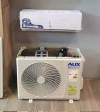 سبلت طن انفيرتر اوكس نضيف جداً (تحكم بلامبيريه) سعره مناسب للتواصل0771...
