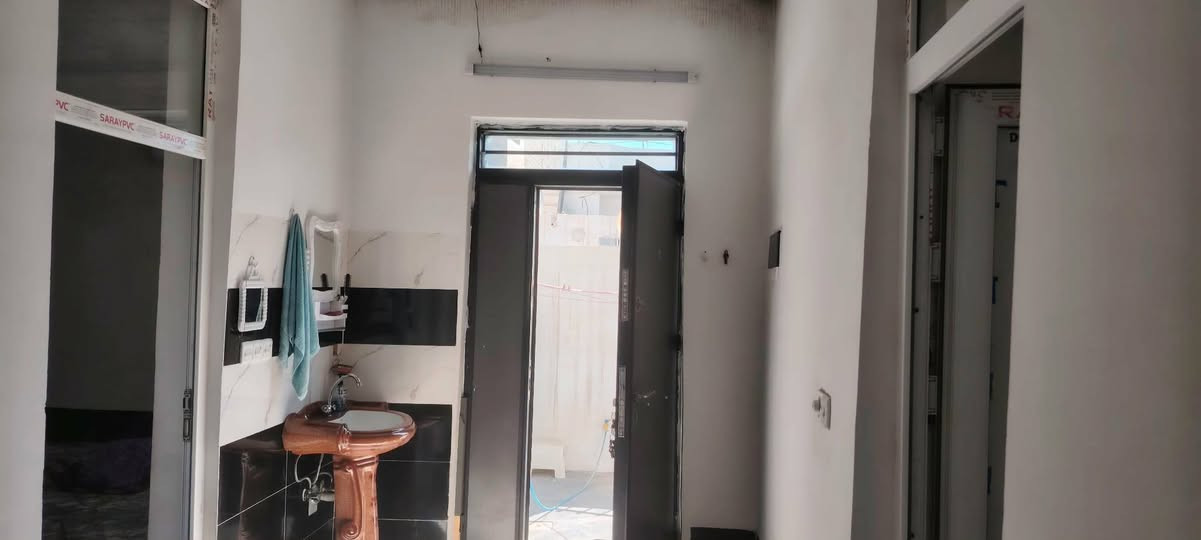 رقم اعلان۱۰۸۱
نوع عقار رقم زراعي
دارللبيع۱۰۰متر مربع كركوك بنجاعلي قريب جامع بلال حشبي بيت كلش نظيف شارع تبليط
يتكون غرفة نوم  
استقبال
مطبخ
صحیات
درج خارجي
سعر ٣٢ملوین بی مجال
للاستفسار
۰۷٥۰۳٦۳۹۲٥۸واتساب
۰۷۷۰۱۳۳۰٤٥٥فايبر
عقارات نيشتما في كركوك
