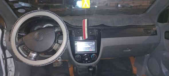 السلام عليكم
أوبترا 2011 سنويه جديده 2027 رقم دولي مشروع وطني مكينه وكير كفاله كشره مكفوله ماعدى بارد بالجاملغ الأمامي وتلحيضات بسيطه بالدوس مكانهه العماره 
*********** 
السعر ٧٧ ورقه وبيهه مجال للشراي
