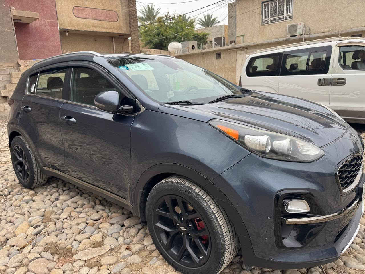 سبورتج ٢٠٢٠ امريكي انتبه امريكي صور الحادث مرفق السونار مالهه محرك٢٠٠٠ GDi ماشيه ١١٧ رقم الهاتف ‭٠٧٧١ ٣٤١ ٧٠٠١‬ رجاءن الشراي يتصل  مكلف بالنشر السعر ١٦٥ وبيهه مجال حك الجيه
