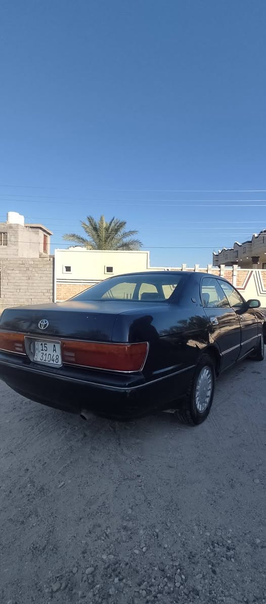 السلام عليكم
سيارة بطه للبيع موديل 94 
اللون نيلي 
محرك 2500 
تبريد شغال 
صبغ حزام 
السعر 55 وبيها مجال 
***********
