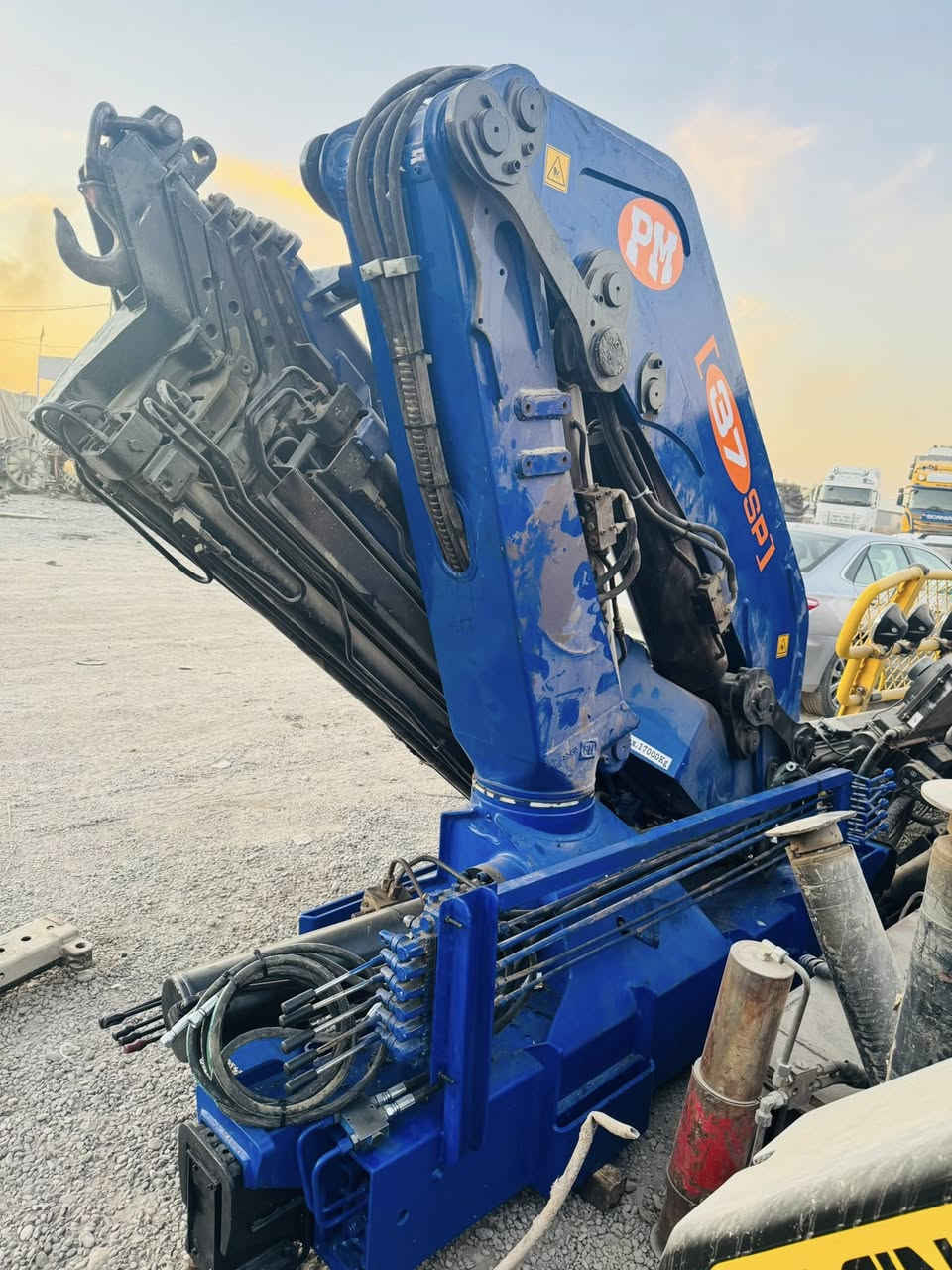 للبيع ١٧طن ٥سلايت كرين اوربي مامشتغل سعر٢٢٥$
(***********)(***********)
