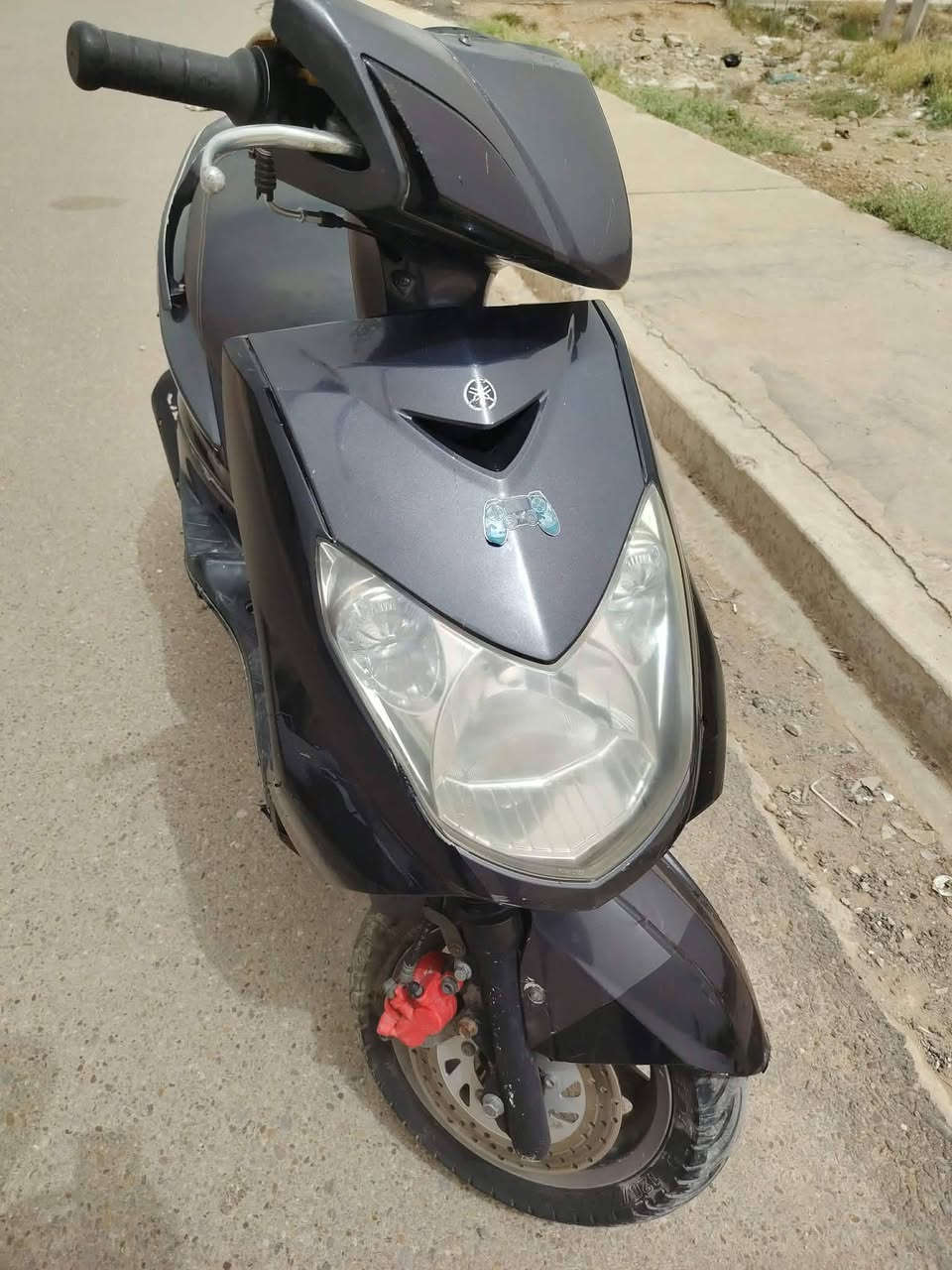 سكنس فحل للبيع دراجه نوزل نشطه بشكل مو طبيعي مكينه بلاديه ممفتوحه كهربائيات كله شغاله سوادات مختمه كلشي بيها شغال شلعه ومعدل تشك الكاع عداد الكتروني دراجه مرتبه كفاله عامه السعر ٨٥٠ وبيه مجال للاستفسار *********** متواجد خاص وواتس
