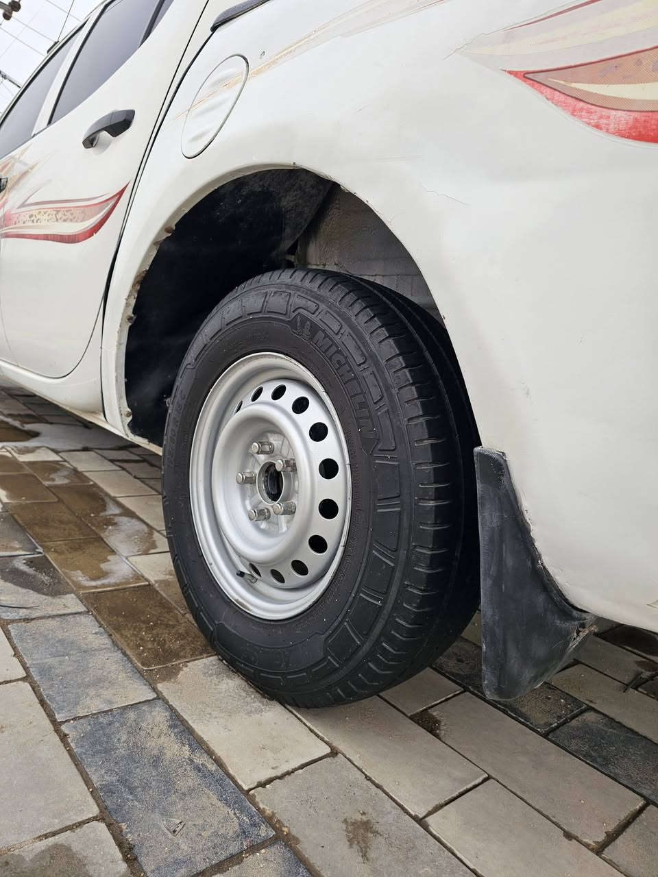 سلام عليكم ادوات للبيع كص كويتيه بدون ضربه 
كير محرك حداديه تخم تاير باتري كله جديد 
أرقام توم مكان  النجف الاشرف شراي يتصل 
***********
