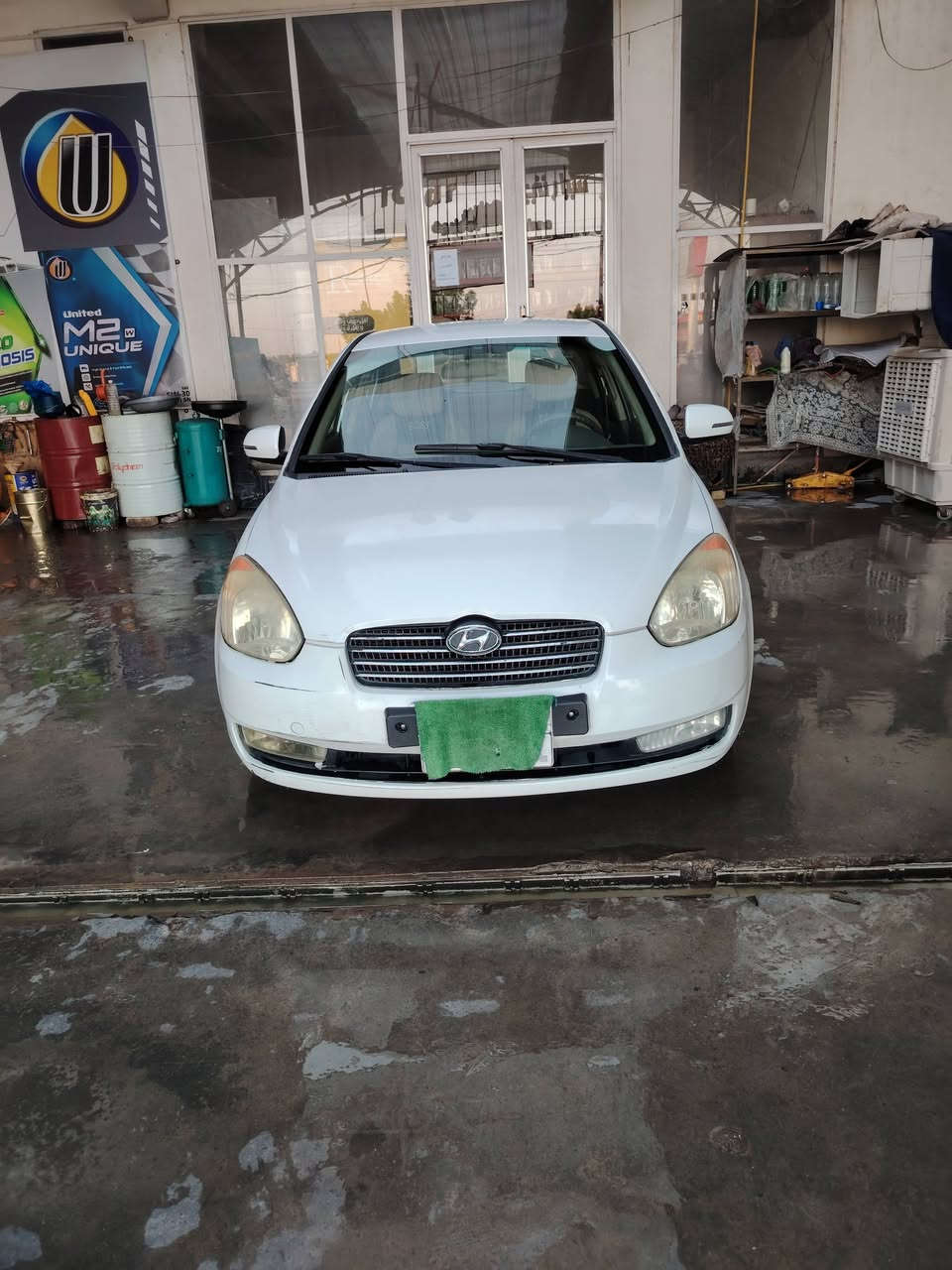 السلام عليكم اخوان اكسنت ٢٠١٠ خليجي محرك ١٦٠٠ اصل
للمراوس فقط بسياره اكبر السياره مكفوله ماعده الجاملغ الوره عكس السايق بي صبغ رقم اربيل  مكان السياره نجف للستفسار الاتصال على الرقم ***********
