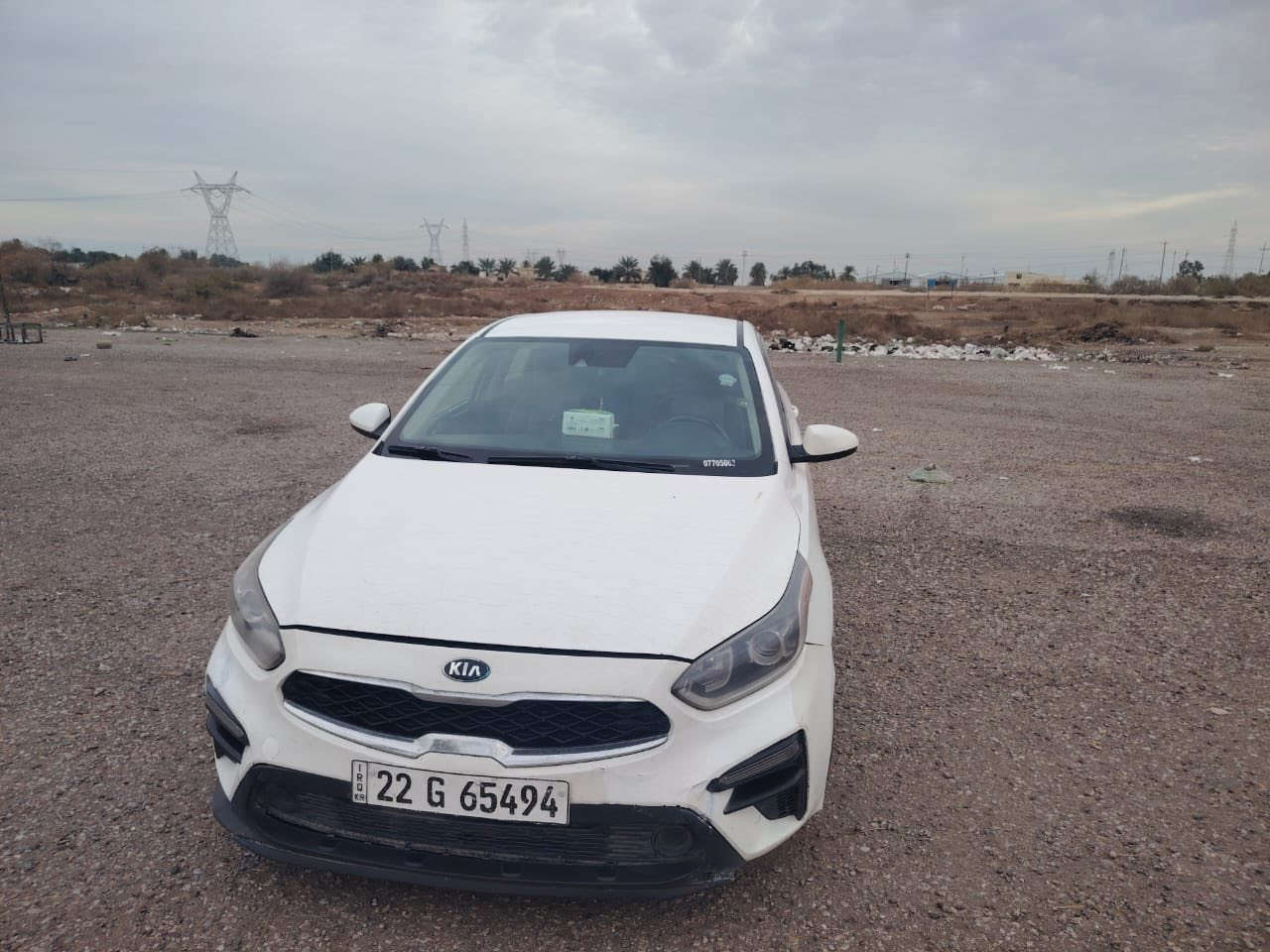 كيا فورتي وموديل 2020
محرك 2000 دوش 
رقم اربيل تريد وكاله تريد تحويل 
بيها بارد جوه قبق البانزين على كد شبر 
جامرلوق اليمن بارد على كد شبر 
ضرر مالته كلش خفيف دعاميه خلفيه
عارضها 145$ بيها مجال 
***********
