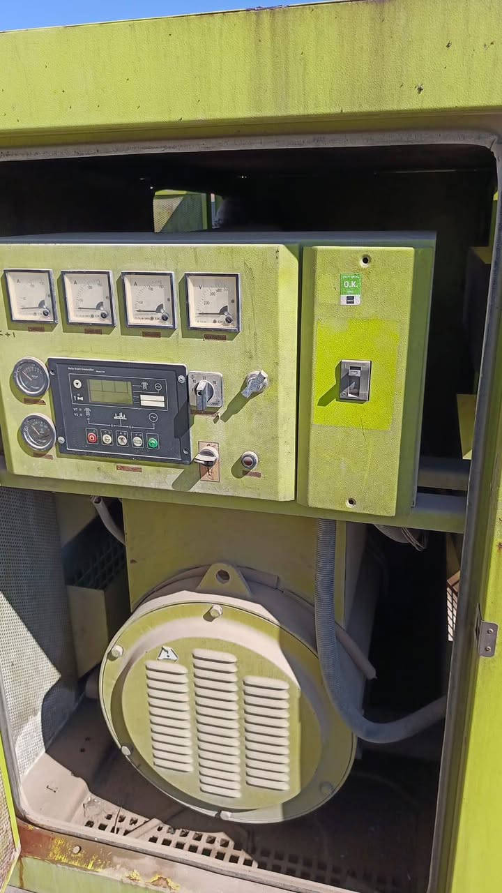 مولد فالفو 4 سلندر 94 كيفي فول كاتم مامفتوح لوك سعر 27 ورقه ديالى ***********
