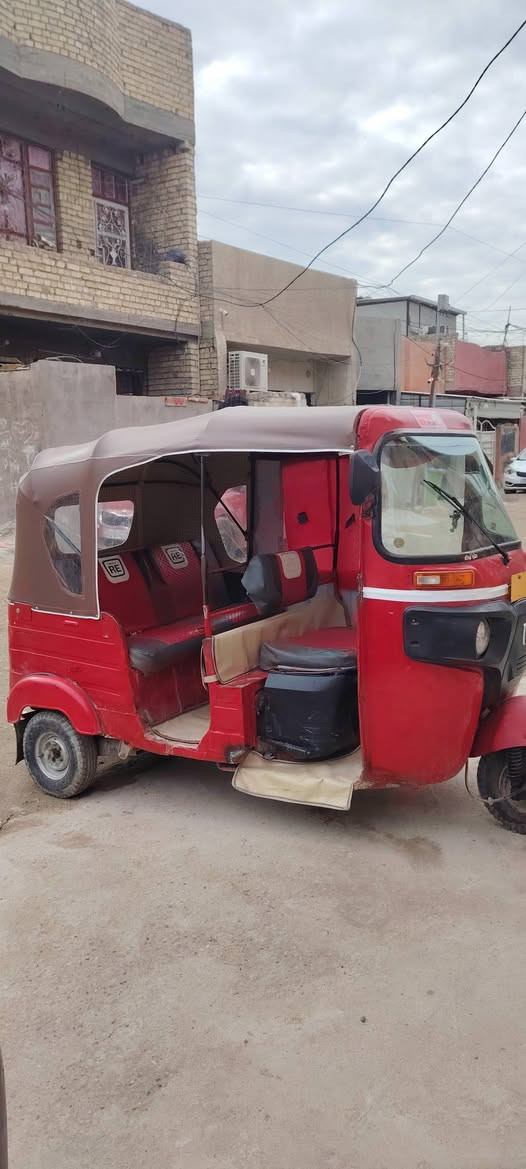 سلام عليكم عيوني تكتك موديل 2017 اوراق كامله تكتك خير من الله مجفته تجفيت زين تكتك مال مابيه شي فقط نقوصات قليله السعر مليونين و 700 وبيه مجال
شراي يتصل 
*********** رقم بي واتساب وعل خط موجودات 
*********** فقط واتساب 
مكاني بغداد البياع حي المعالف قرب تقاطع درويش
