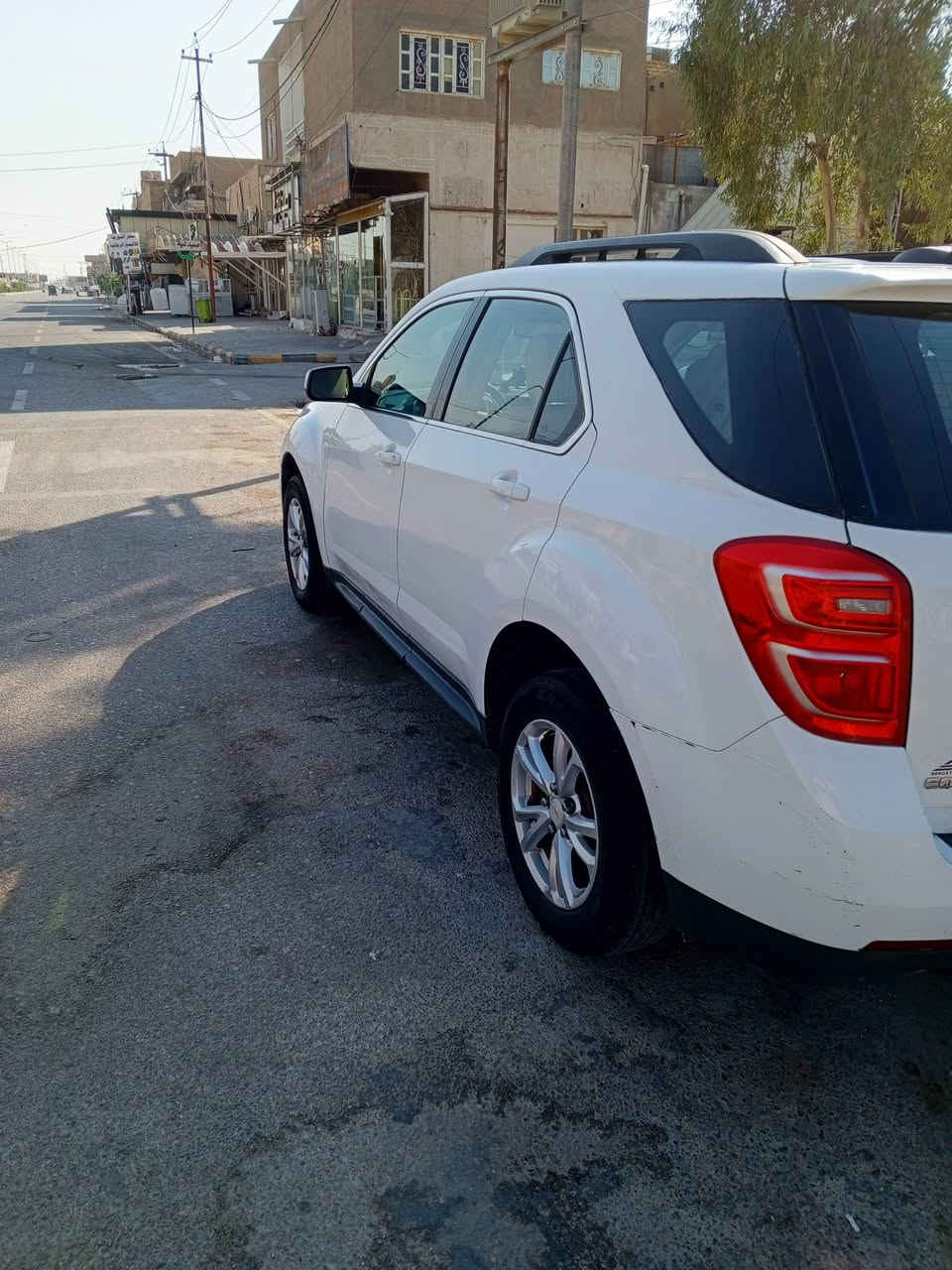 للبيع اكونكس موديل 17 لون ابيض مواصفات فول من عده الفتحه ماشيه 170 الف رقم نجف الجديد سنويه جديده  مكانهه واسط الكوت  صاحبهه من الكوت محرك 2400  داخله كلين كفاله ترهم مراوس السعر 120  ***********.   ***********
