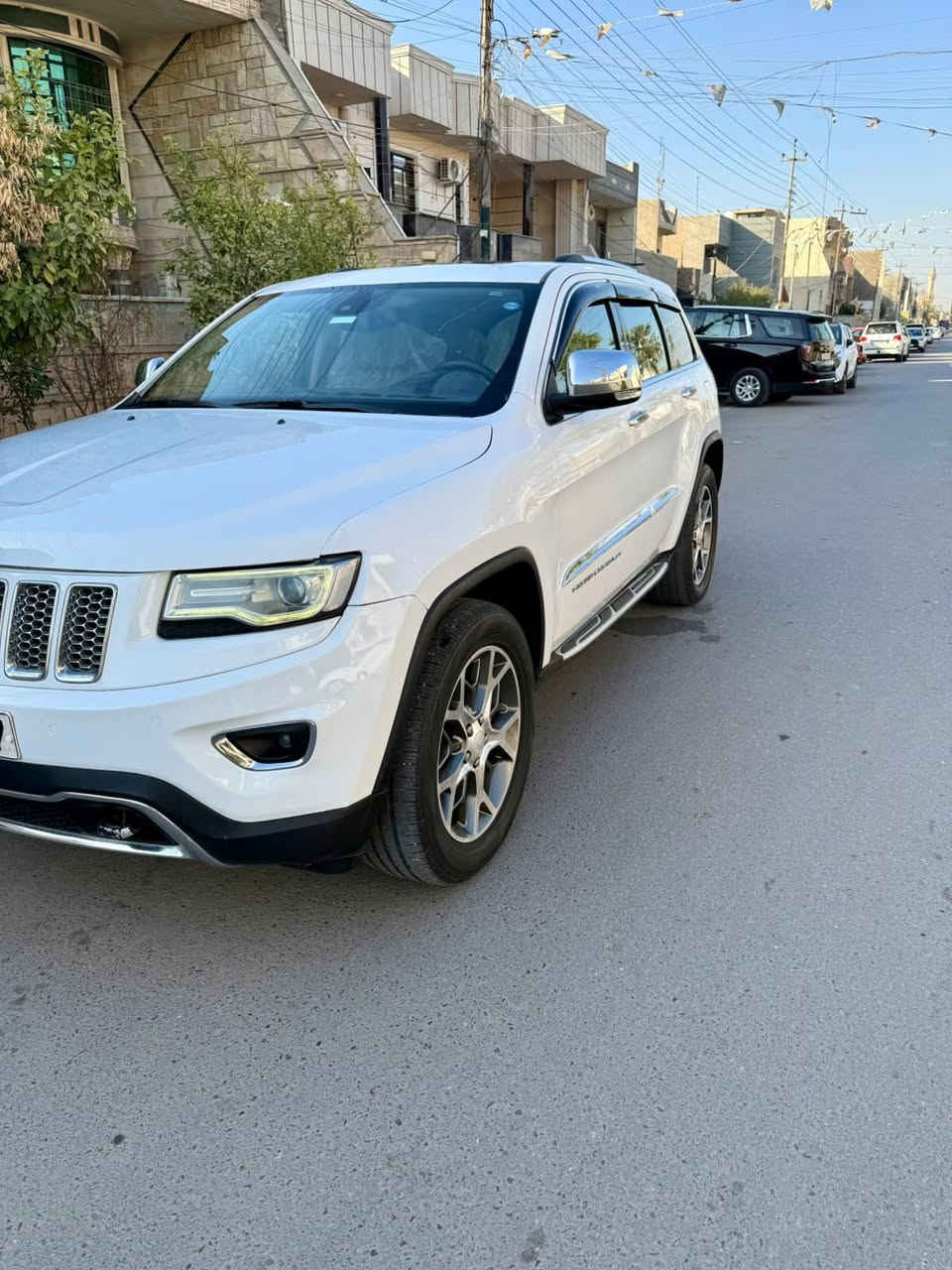 السلام عليكم للبيع أو مراوس جيب 2014  خليجي
لمتدد جكات تصعد وتنزل   
 فول مواصفات 1/1 وكالة
رقم سليمانيةالدولي الجديد بأسمي  
6 سلندر حجم المحرك: 3600
دبل سلايت بانوراما 
تشغيل عن بعد 
شاشه جبيره 
شفتات ستيرن 
خزن وضع المقاعد وستيرن
داخل بيجي 
انارة ترحيب بالبوب 
جنطه كهربائي شفط 
ويل كب عنكبوت مال ٢٠ 
دبل كزوز خلفي 
حساسات اماميه + خلفية 
سستم صوت 12 سماعة 
دمامي خلفي بلصندوك
اوتو بارك مساعد اصطفاف
قطعتين تبريد ثلج 
كشن خزن ميموري 3 وضعيات
 مقاعد جلد اصليه  بيجي 
اثنين كهرباء (تدفئة+تبريد) 
تدفئه بلاستيرن 
سيدي بلجكمجه  
يدات ستيل اصل 
الداخل صاج ملكي  
 كامرة خلفية دوارة اصلية
 استيرن كهرباء +  تدفئة
 فول تحكم استيرن (جهتين امامي + جهتين خلفي) 
 ناقل حركة ٨ نمر
 نظام سبورت s
 نضام اقتصادي
 مري _جانبي_تدفئة مرايا_جانبية_حساسة_للضباب_تعمل_
تلقائياً + اشارة بالمري 
 لايت عدسة زينون يصعد وينزل ويه الستيرن 
زراكات لايت 
كلوب طوارء بلجنطه 
هوكات اماميه + خلفيه 
برده  بلصندوق شركه 
صدر جديد كله امامي خلفي 
باتري جديد 
إدامة كامله للسيارة
بيه جاملغ عكس السايق مبدل وبنيد   
ماشية ١٩٠ كيلو السعر 198 $ هاتف 📞 ***********
