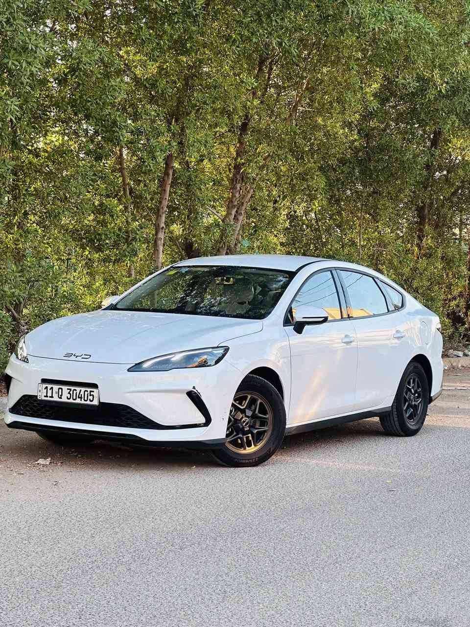السلام عليكم للبيع BYD سيل 5  2025 رقم بغداد بسمي تحويل ثاني يوم ماشيه 4الاف مكفوله كفاله عامه عدا بيها شخط بصيط بالدعاميه الأماميه وياها بصمه وكارت السعر 19 وسبعميه الف  عراقي  العنوان بغداد البياع حي التراث
***********
