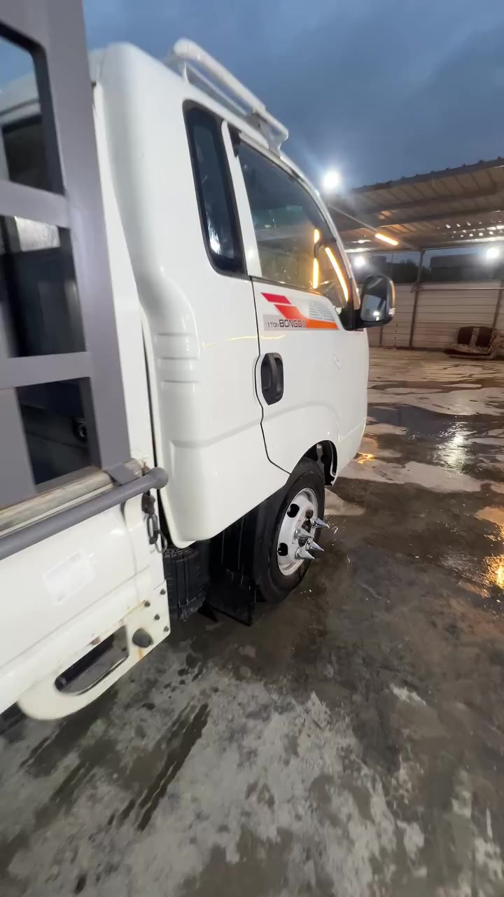 اللهم صلي علىً محمد وال محمد
فحل مسكر 2017
مكينه ادبلو بلاد 
تحويره 14 
مكينه او كير او شاصي 
كفاله فقط قواطيه طاكات 
سياره كفاله. ما عده شبر بارد اباب السايق 
جاهزه سياره 
مكاني سماوه رميثه 
بيع او مراوس شعندك كيه دزه ودز تفاصيله خاص ونرهم 
***********
