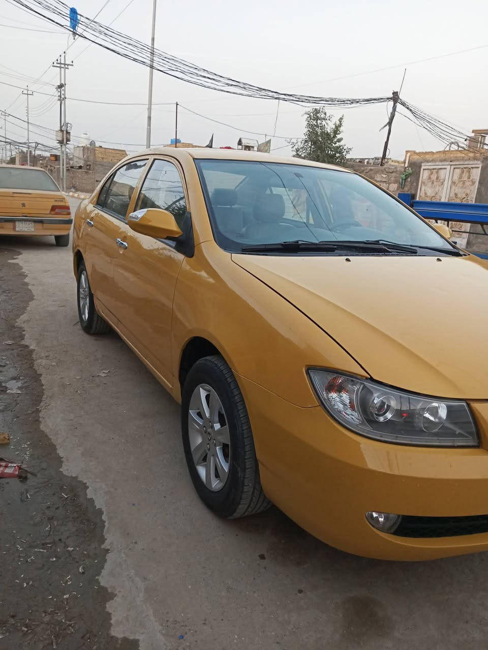 سلام عليكم اليفان مديل 11سنويه لل27 مكفوله كير ومحرك بالكارتون حداديه جديده مكان ناصري سعر 52 وبيه مجال للاستفسار الاتصال ***********
