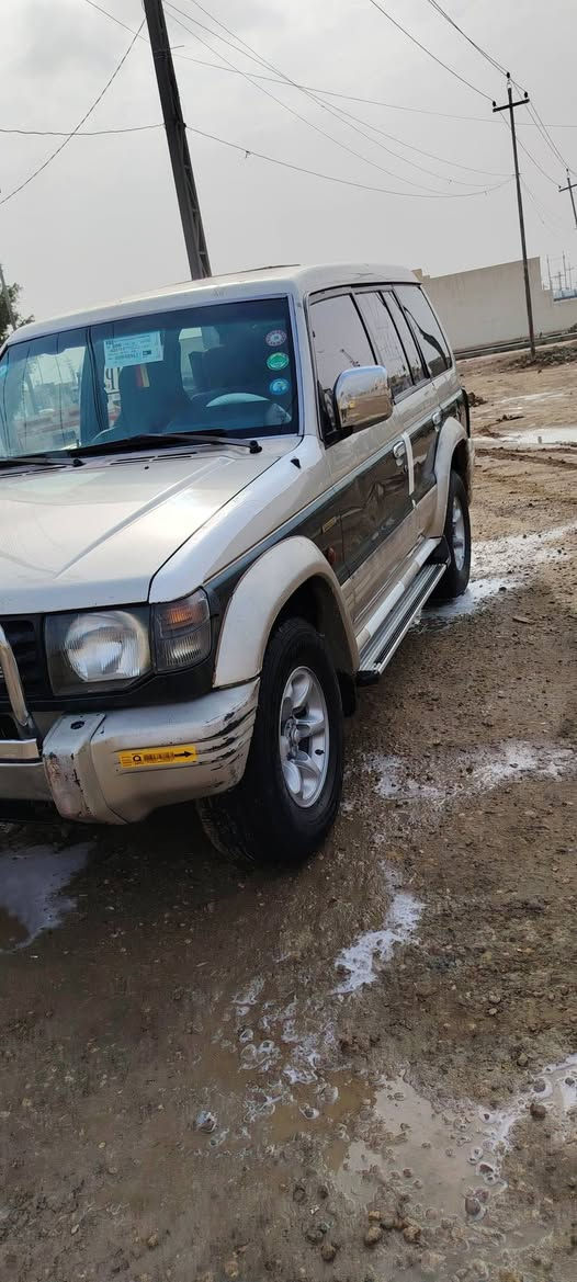 سلام عليكم باجيرو موديل 91ايسر بلاد رقم نكليزي سنويه30 تحويل مباشر مكفوله كفاله من كلشي مكينه وكير جدد تبربد شغال سياره جاهزه تخم تاير حداديه كهربائيات كله شغاله ماكو شي مايشتغل بيه مكان الشطره سعر48 نتصل عليه وبلخدمه ***********
