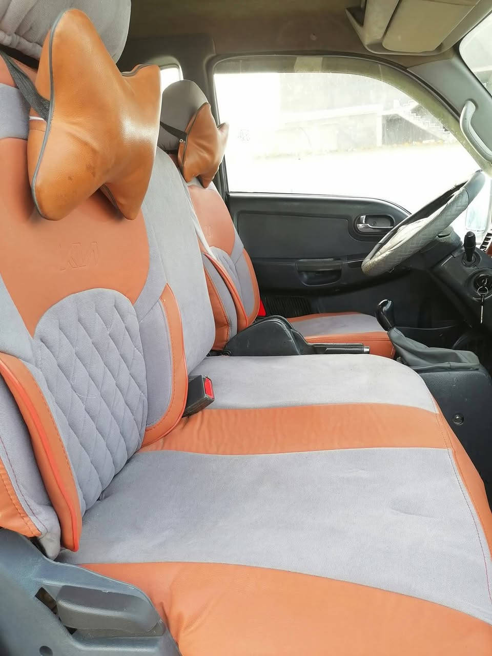 السلام عليكم كية حمل موديل ٨ مكينة وشاصي جديد ٧٧ وبيها مجال العنوان كربلاء الرقم ***********
