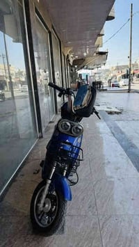 ماطور شحن بريك امامي وخلفي دسك+بطاريات5دبل الماطور حيل نضيف ونضرته حلو...