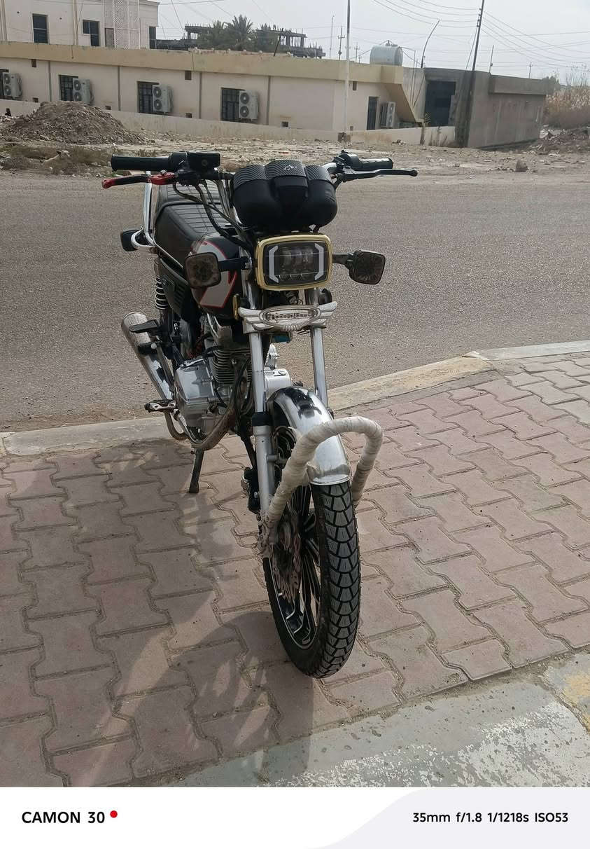 يالله سلام عليكم
موطور يراني البيع 
موديل 2022 
محدث 2024بل كامل
شاشه كترونيه 
كهربايات شغاله كل 
الايت عالي ناصي شغال
شاير شغاله 
نشاط خير من الله 
محرك خير من الله 
موطور شلعه معدل 
بليته رقم شاصي موجود 
منفيس موجود
، العنوان جزيره الخالديه 
رقم الهاتف ***********
السعر 650بي مجال
