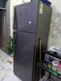 ثلاجه جنلار • ١٨ قدم • نضيفه جدا